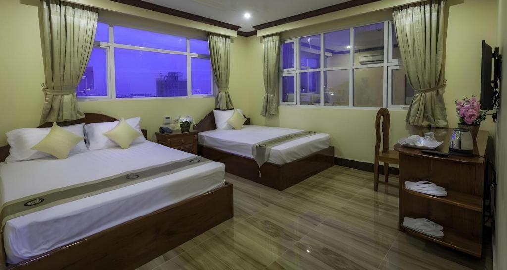 The Mou Hotel Phnom Penh Esterno foto