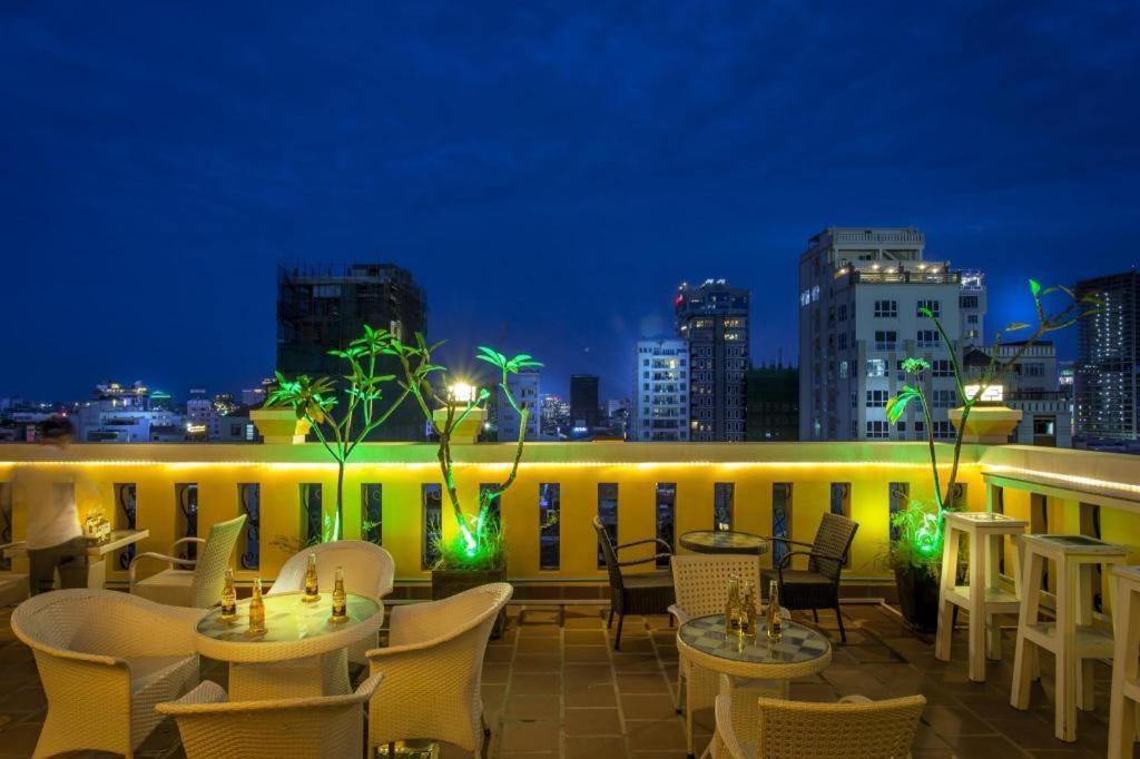 The Mou Hotel Phnom Penh Esterno foto