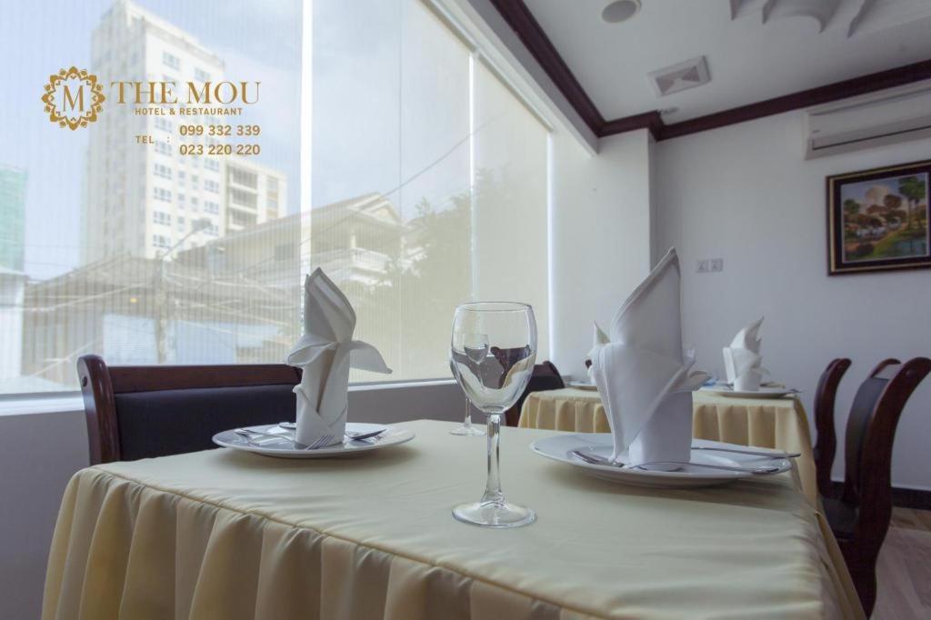 The Mou Hotel Phnom Penh Esterno foto